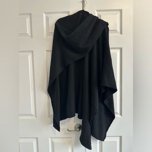 Aritzia Babaton Sweater Scarf Wrap Black